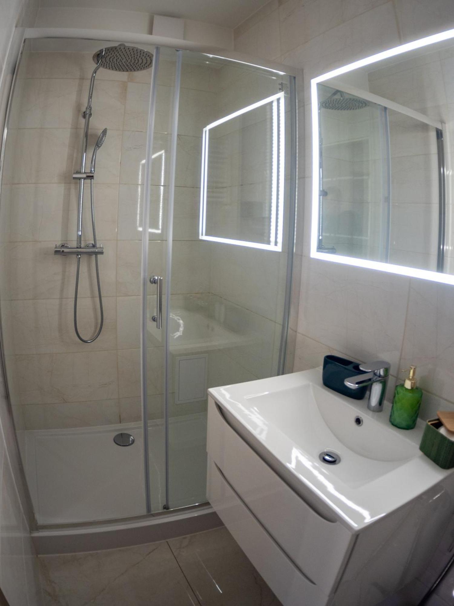 Apartament Classic Comfort Aleja Nmp 8 - Free Parking Częstochowa Zewnętrze zdjęcie